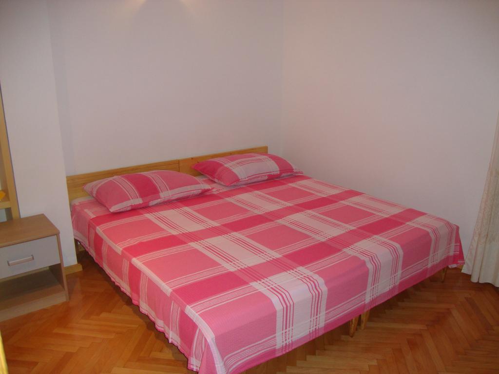 Apartments Rubinic Елса Номер фото